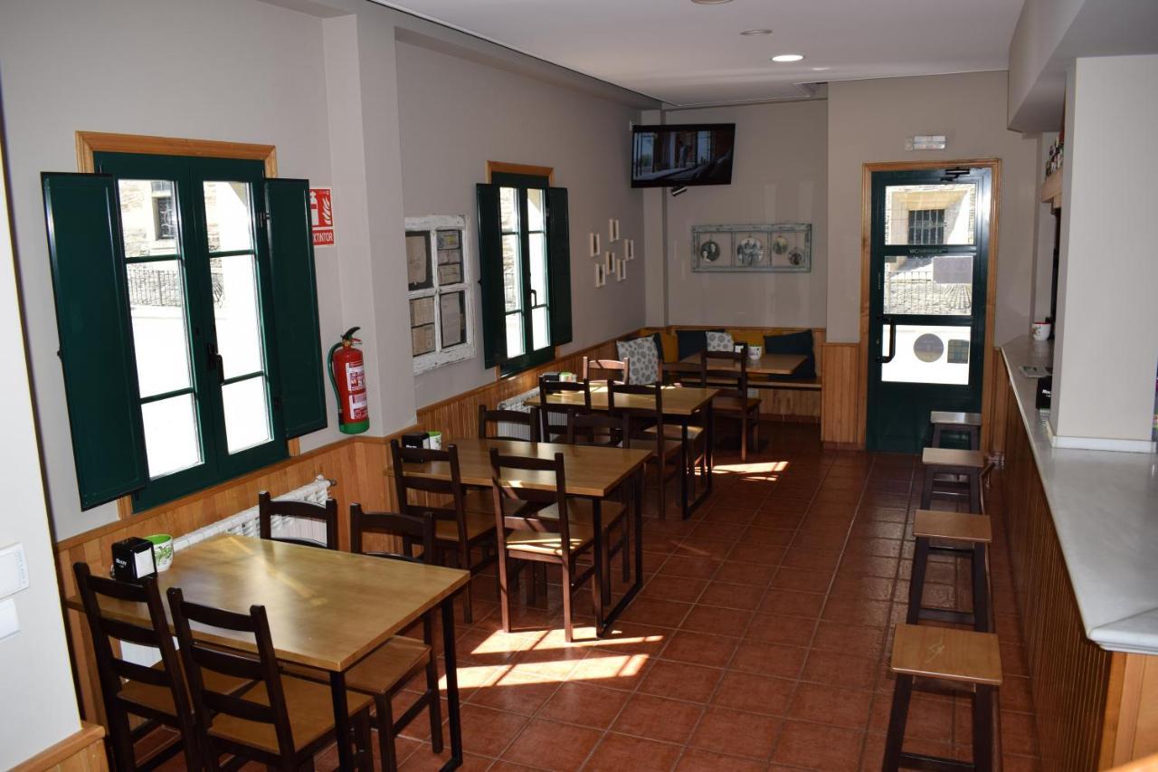 Hostel Tras Do Convento Samos Exteriér fotografie